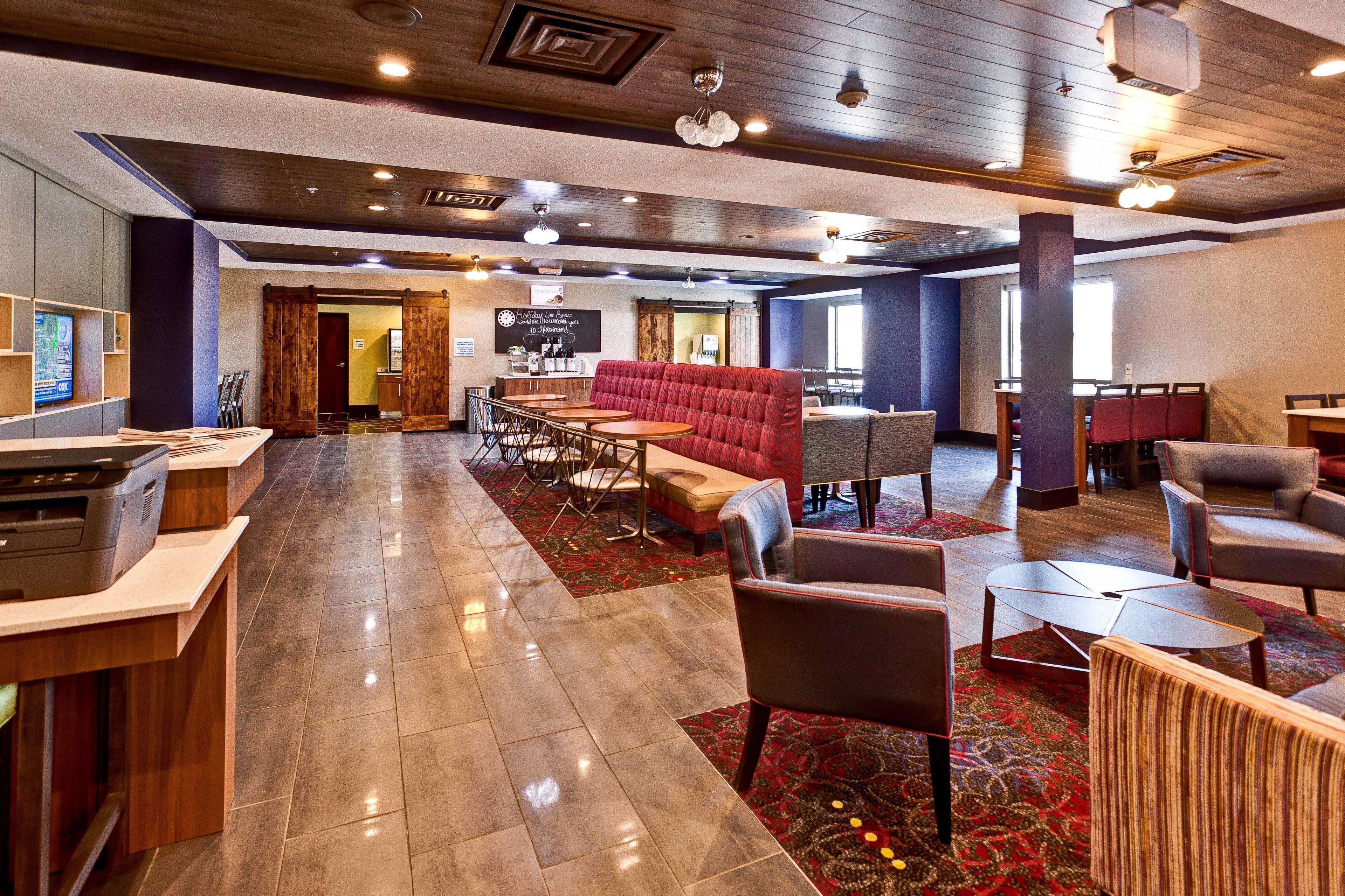 Holiday Inn Express Hutchison By Ihg Hutchinson Bagian luar foto